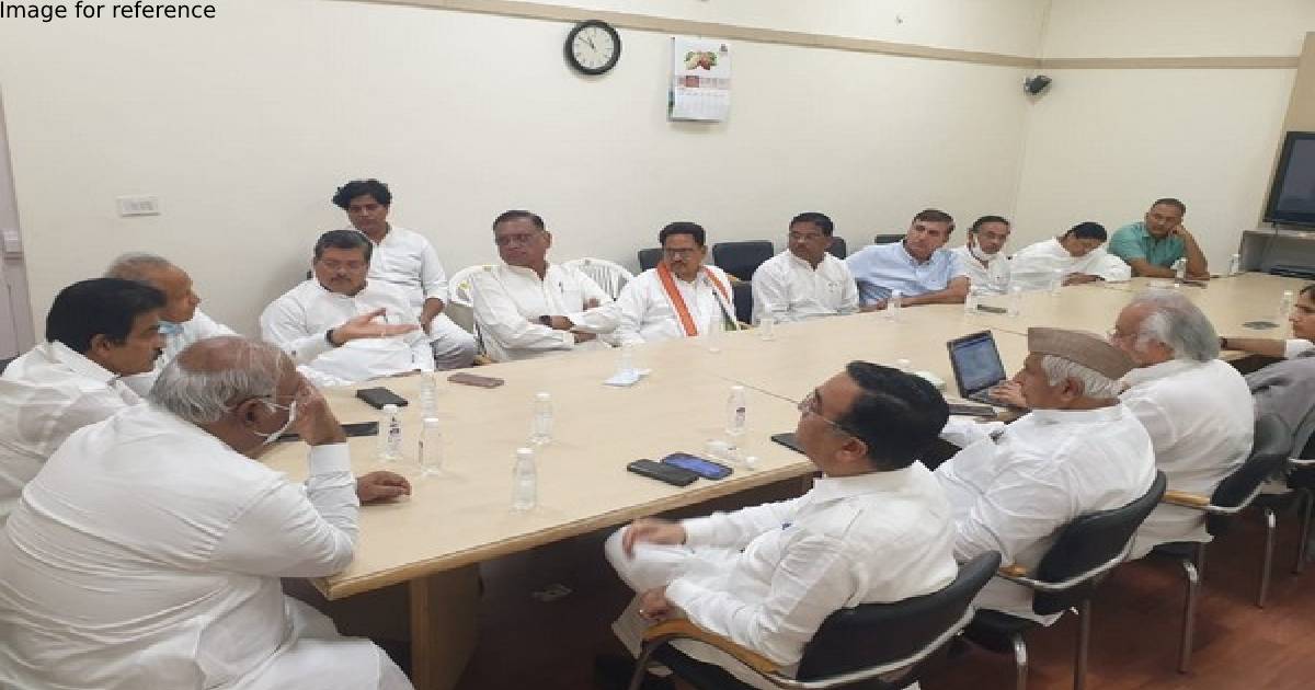 Congress holds meeting to discuss plan of action against 'police atrocities' on party legislators
